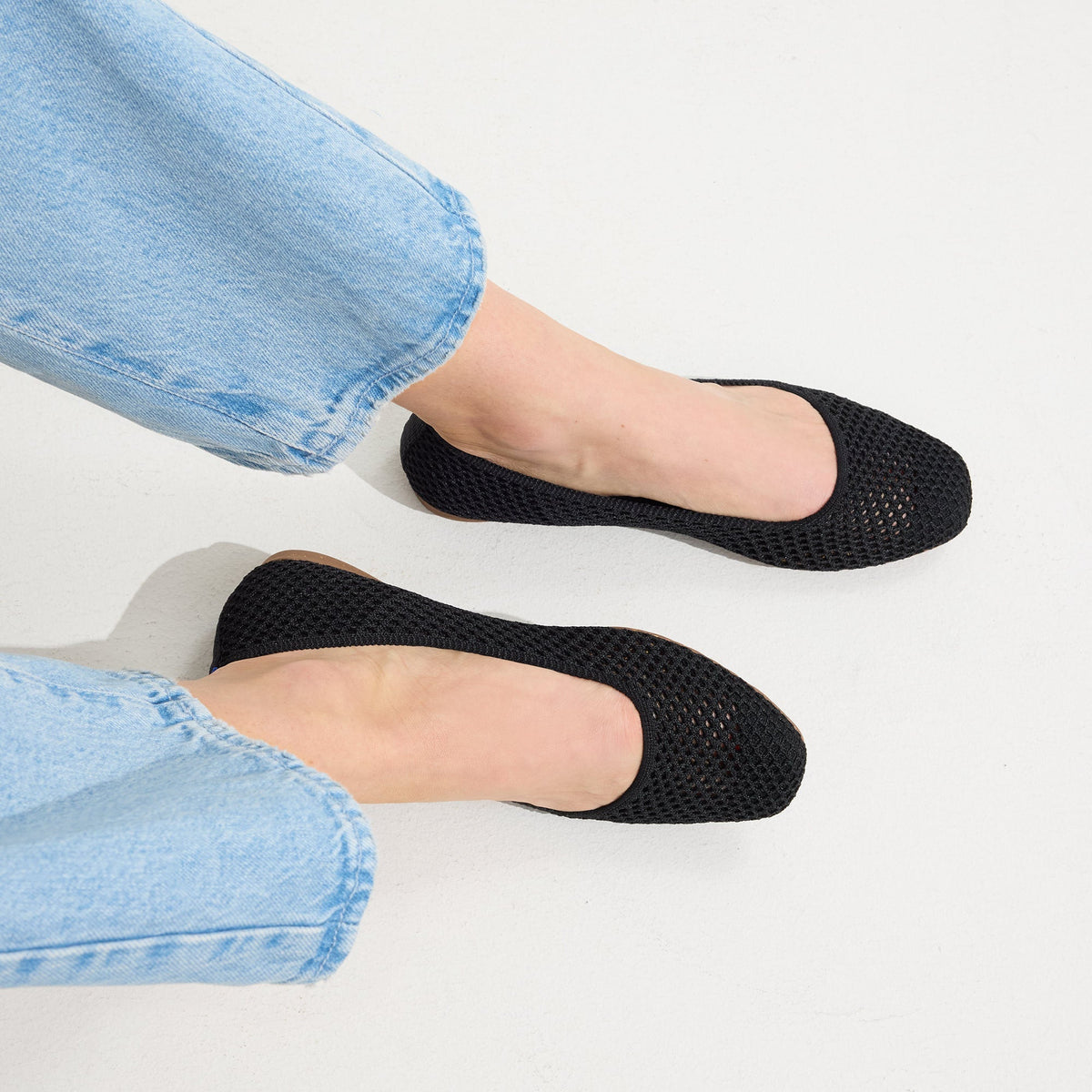 The Max Square in Black Mesh | Rothys Women