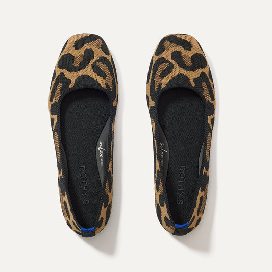The Max Square in Amber Cat | Rothys Women