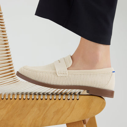 The Penny Loafer in Conch Raffia-Knit for Women | Rothys Women