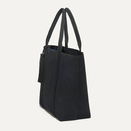 The Lightweight Tote in Black Licorice | Rothys Bags